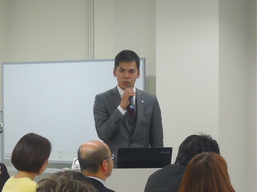 島﨑氏